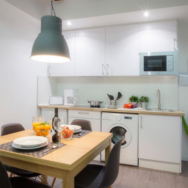 SingularStays Mercado Central - Loft - 17