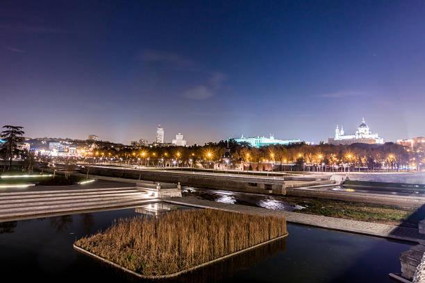 Homely Madrid River - Two-Bedroom Apartment - 31