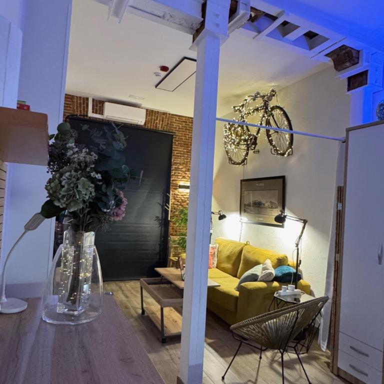 Céntrico. Atocha-Lavapiés. Nuevo. 100% Equipado. - Apartamento de 1 dormitorio - 23