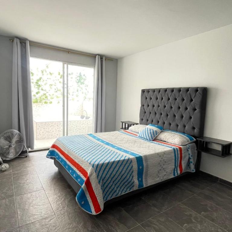 Alojamientos en Cali cerca al terminal y la base aérea - Apartamento Deluxe de 2 dormitorios - 14