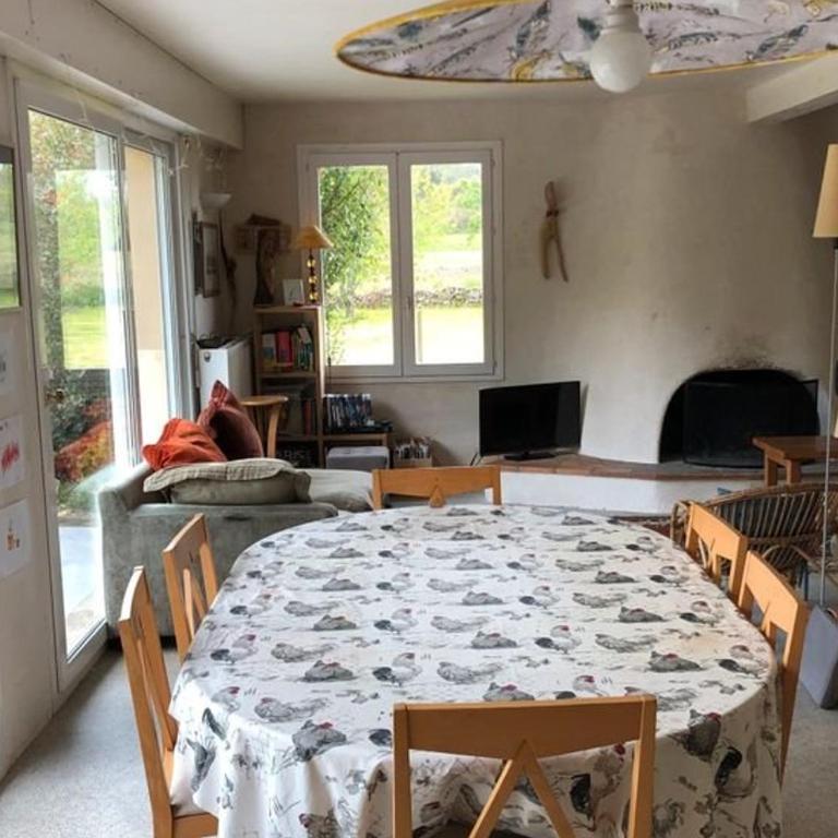 Maison spacieuse à Carnac, 5 pièces, 5000m² jardin, animaux OK, parking, proche plages - FR-1-377-96 - Maison de Vacances - 4