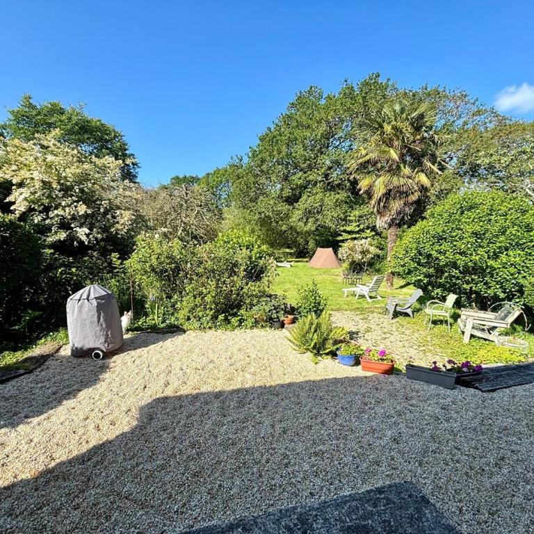 Maison spacieuse à Carnac, 5 pièces, 5000m² jardin, animaux OK, parking, proche plages - FR-1-377-96 - Maison de Vacances - 11