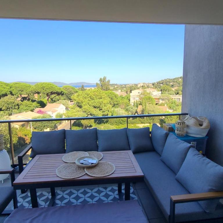 Appartement climatisé T3 vue mer de 63 M2 - 2 chambres et belle terrasse de 23 M2 - Appartement 2 Chambres avec Terrasse et Vue sur la Mer - 6