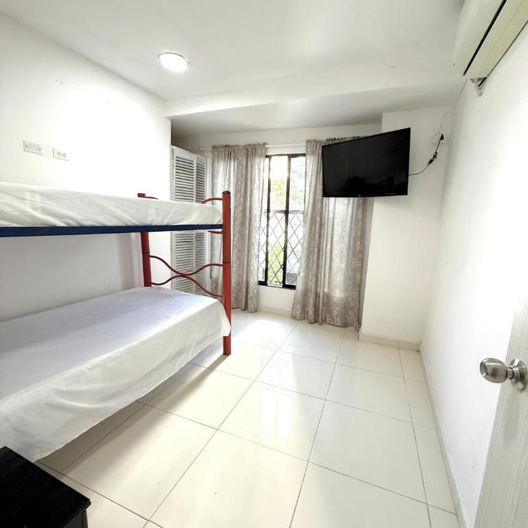 Apartamentos para 4 o 2 personas a 10 min del centro - Apartamento de 2 dormitorios - 6