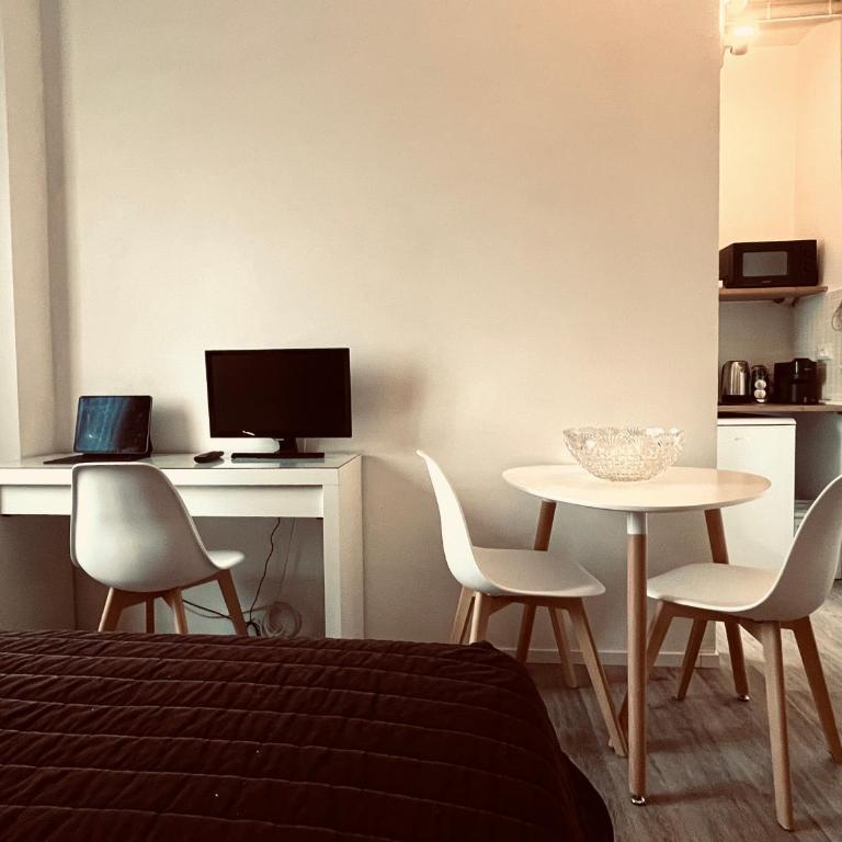 Oriani39 B&B - One-Bedroom Apartment - 6
