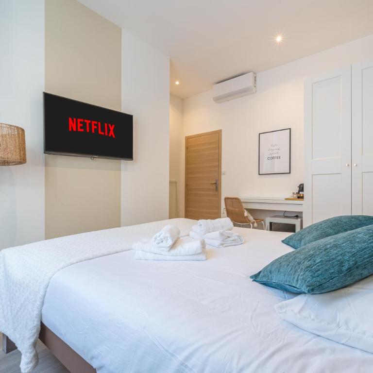 Guest House Chez Bastien - Chambre Double avec Salle de Bains Privative - 6