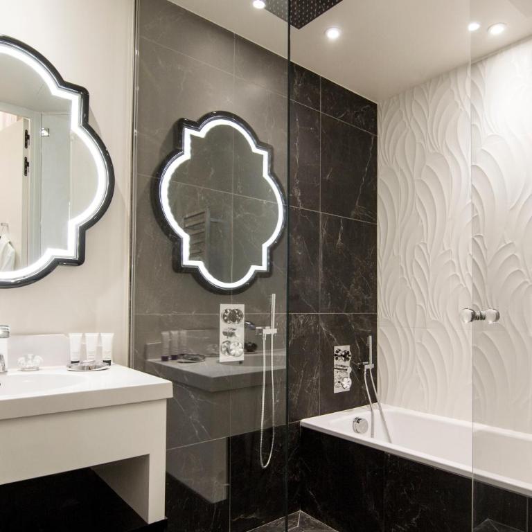 Le Narcisse Blanc - Junior Suite with living room - 4