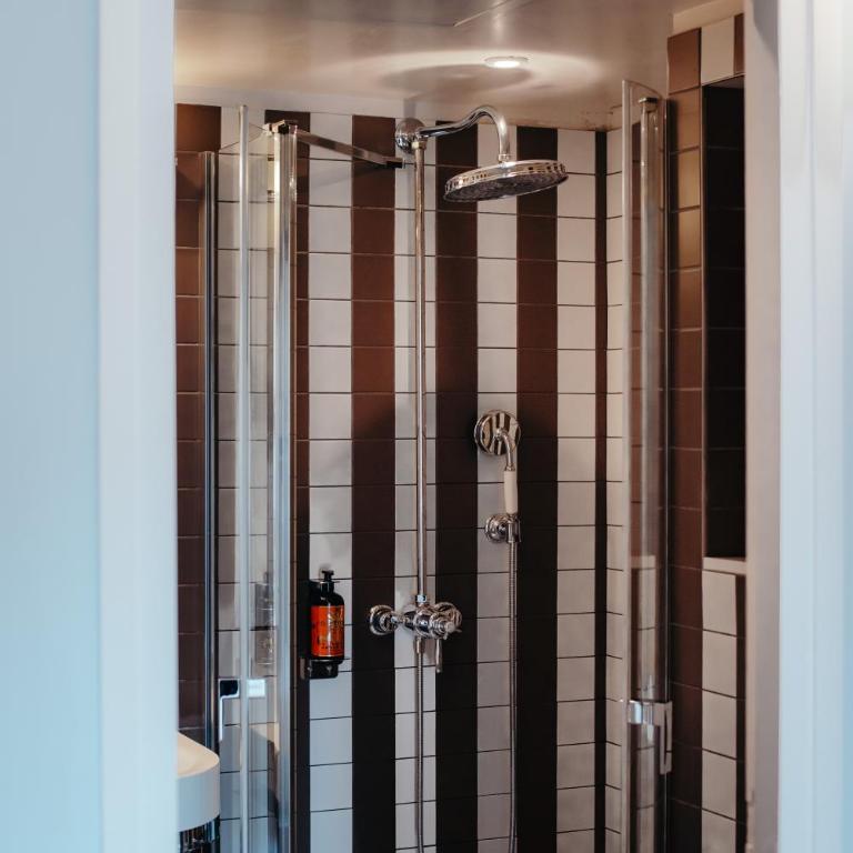 Hotel Eiffel Blomet - Superior Doppelzimmer mit Zugang zum Pool - 5