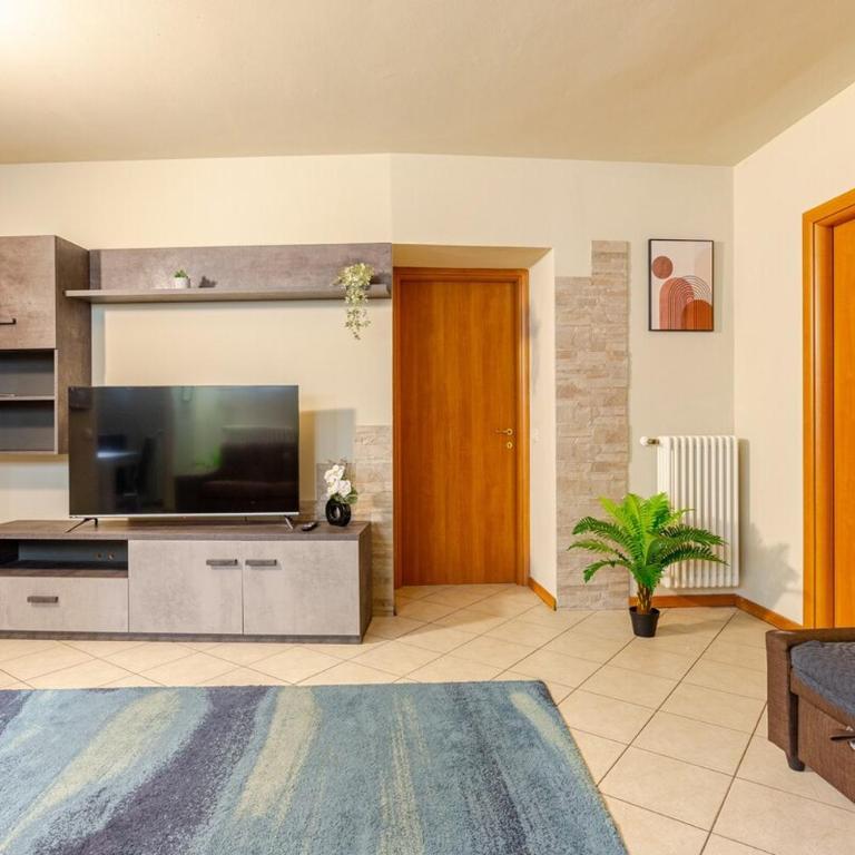 Lake And Mountain Comfort Flat - One-Bedroom Apartment - 9