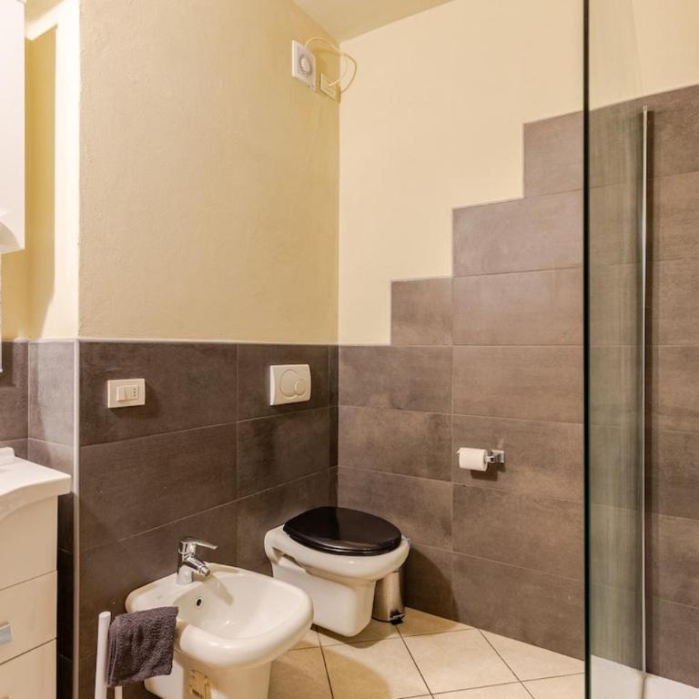 Lake And Mountain Comfort Flat - One-Bedroom Apartment - 13