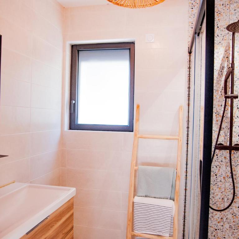Maison Nomade piscine privée, parking et clim - Haus mit 3 Schlafzimmern - 27