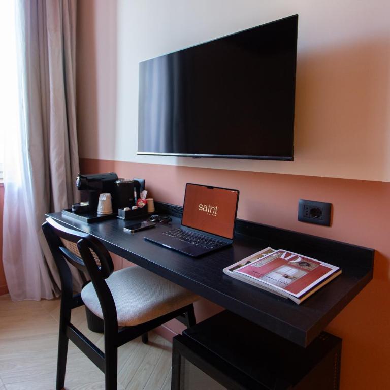 Saint Suites - Camera Matrimoniale con Bagno Privato - 1