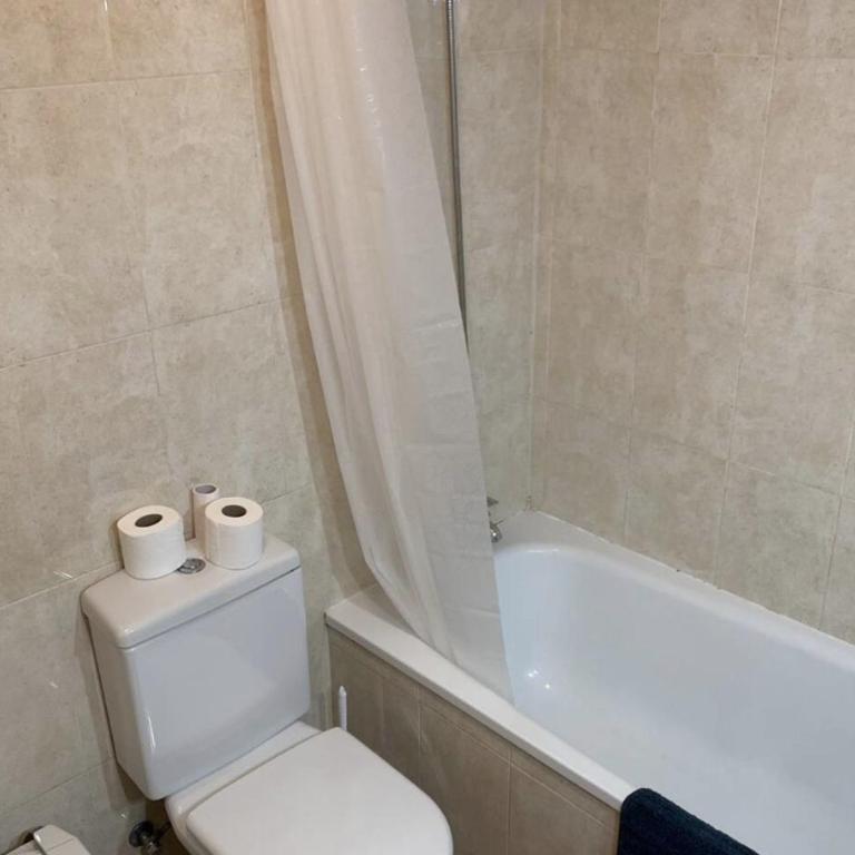 Spacious Merced Apartment - Apartamento de 3 dormitorios - 2