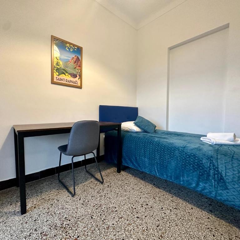 TASSIGNY à Frejus Parking et Terrasse - Apartamento de 3 dormitorios - 18