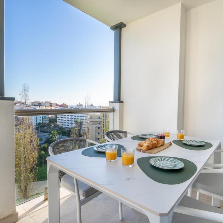 AR11 Stylish flat in perfect location - Apartamento de 3 dormitorios - 2