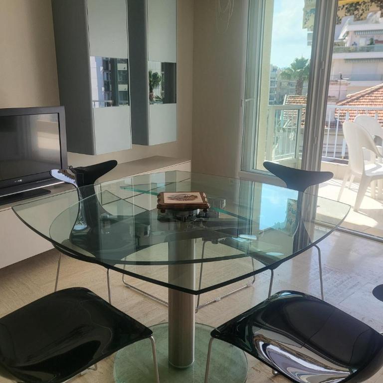 Le Cambridge Juan - Appartement 2 Chambres - 11