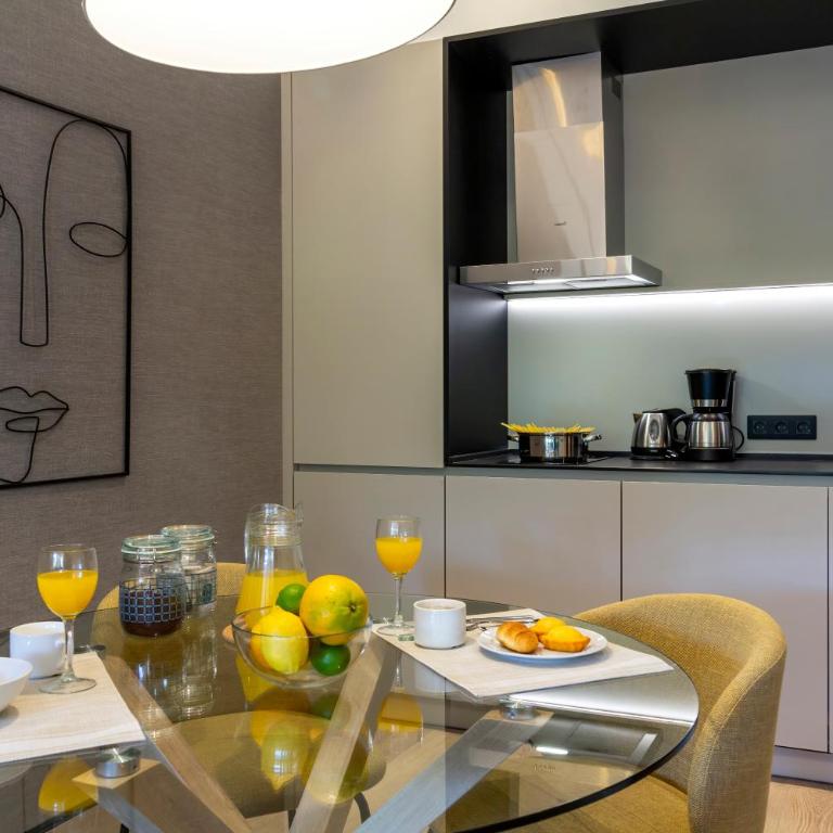 Feelathome Nervión Apartments - Apartamento Superior - 1