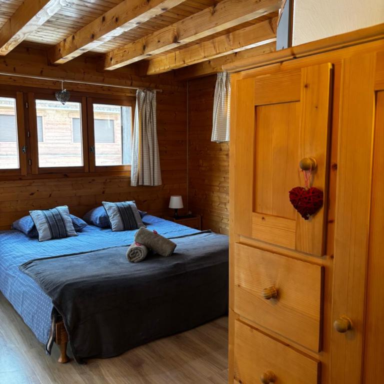 Central Hostel Chatel - Chambre Lits Jumeaux/Double avec Salle de Bains Privative - 3