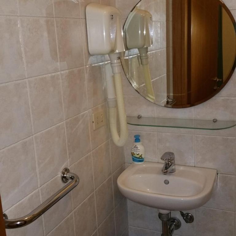 Albergo Sonia - Chambre Simple - 10