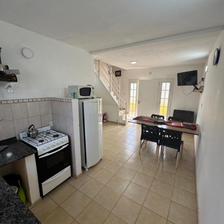 Cabañas del Duende El Volcan - Apartment with Pool View - 8