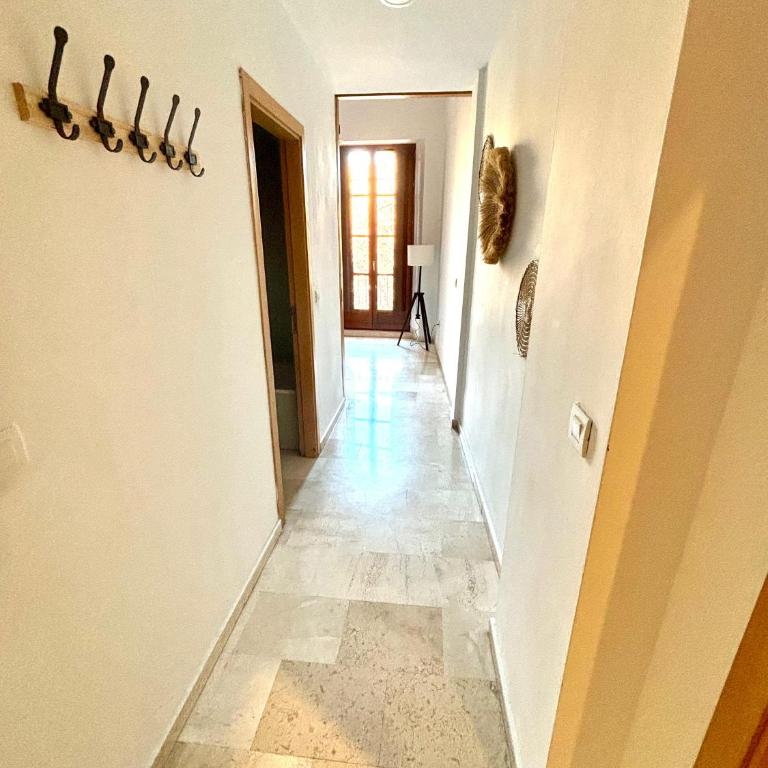 Apartamento insonorizado con vistas a plaza Bib Rambla - One-Bedroom Apartment - 44