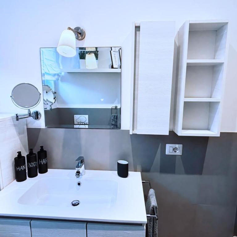 BEST STADIUM STAY - Free Parking - Verona Arena in minutes - Appartamento con 2 Camere da Letto - 18