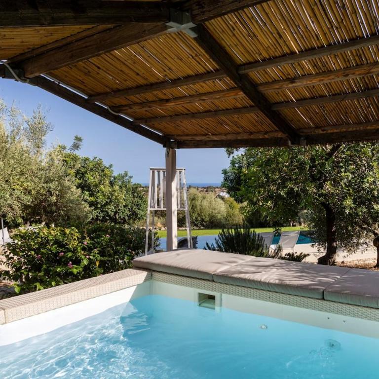 Baglio La Corte - IsulaTravel - Villa con Piscina Privata - 12