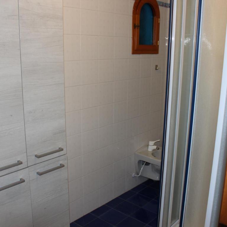 Suite Carla cozy apartment in Petrasanta center - Apartment - 27