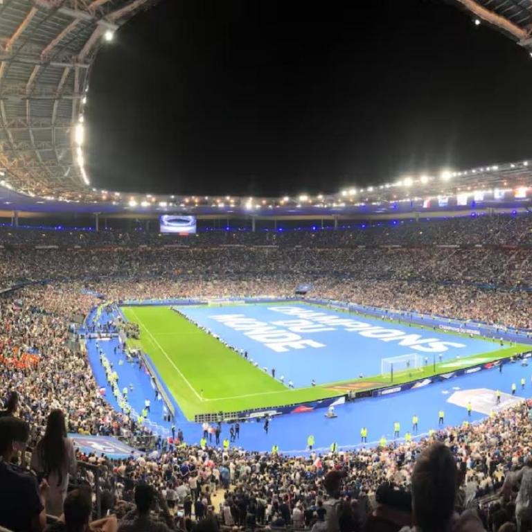 Le Zenith, le calme et l'élégance proche Paris et Stade de France - Appartement - 32