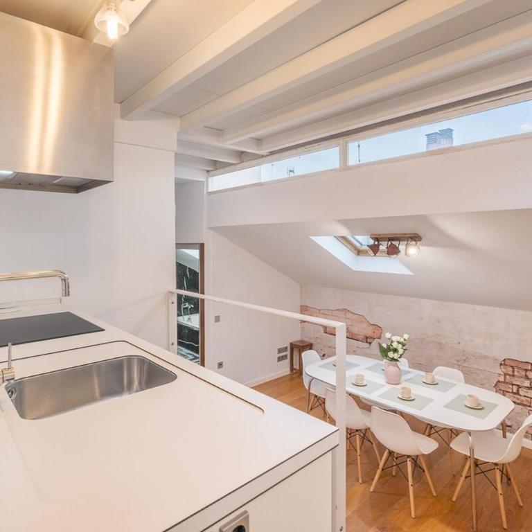 Ático dúplex con dos terrazas y solarium en plena Carrera de la Virgen - One-Bedroom Apartment - 10