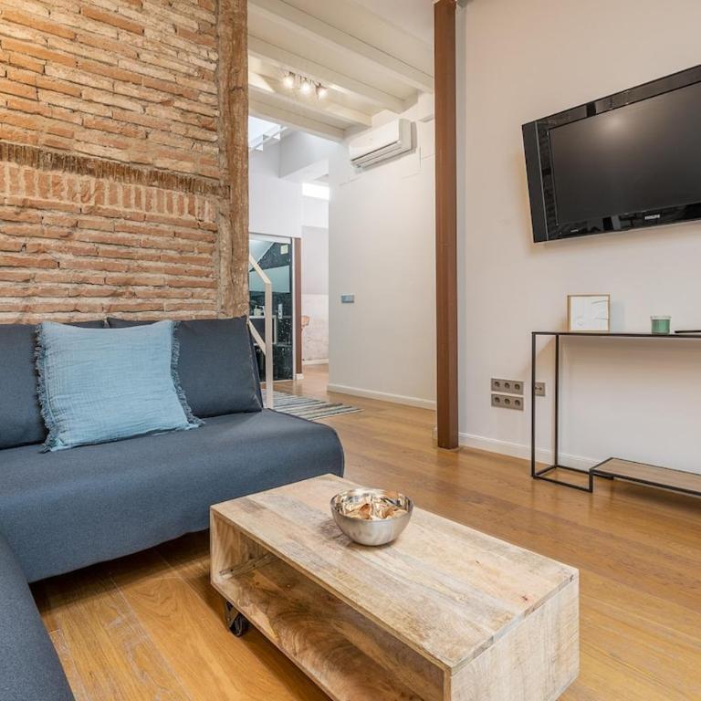 Ático dúplex con dos terrazas y solarium en plena Carrera de la Virgen - One-Bedroom Apartment - 18