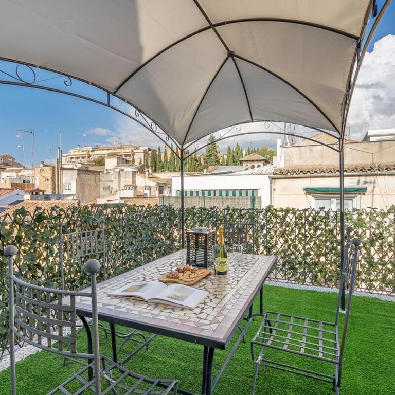 Ático dúplex con dos terrazas y solarium en plena Carrera de la Virgen - One-Bedroom Apartment - 26