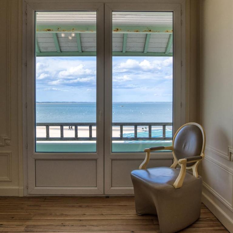 Somptueuse demeure Arcachonnaise de caractère avec accès direct à la plage - Villa with Sea View - 40