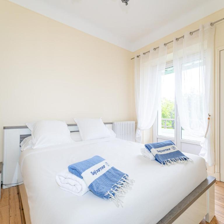 Somptueuse demeure Arcachonnaise de caractère avec accès direct à la plage - Villa with Sea View - 32