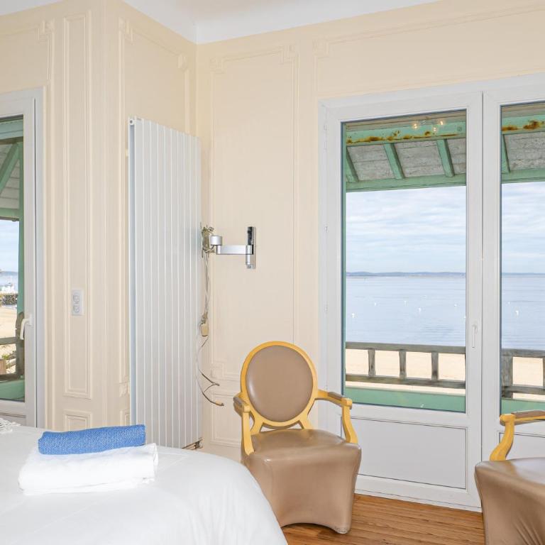 Somptueuse demeure Arcachonnaise de caractère avec accès direct à la plage - Villa with Sea View - 34