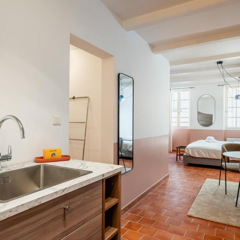 Plein coeur historique vieille ville - Apartment mit 1 Schlafzimmer - 5