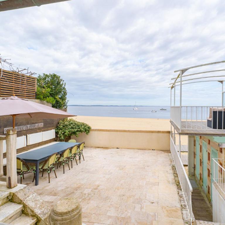 Somptueuse demeure Arcachonnaise de caractère avec accès direct à la plage - Villa with Sea View - 28