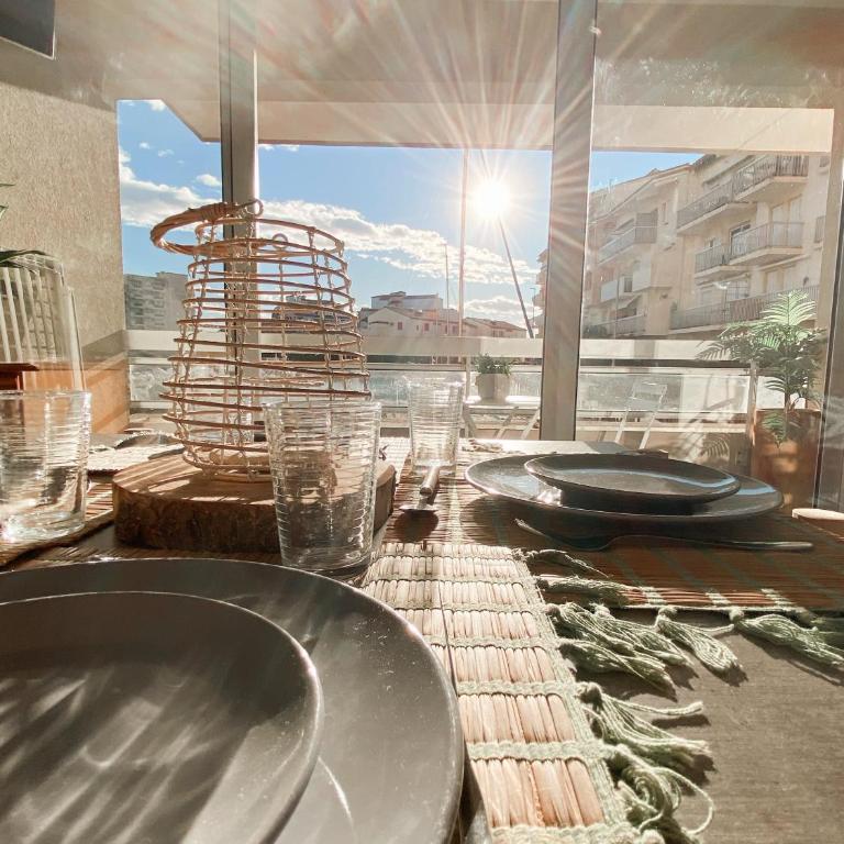 Magnifique T2 au calme avec une superbe vue sur le port - Appartement 1 Chambre - 38