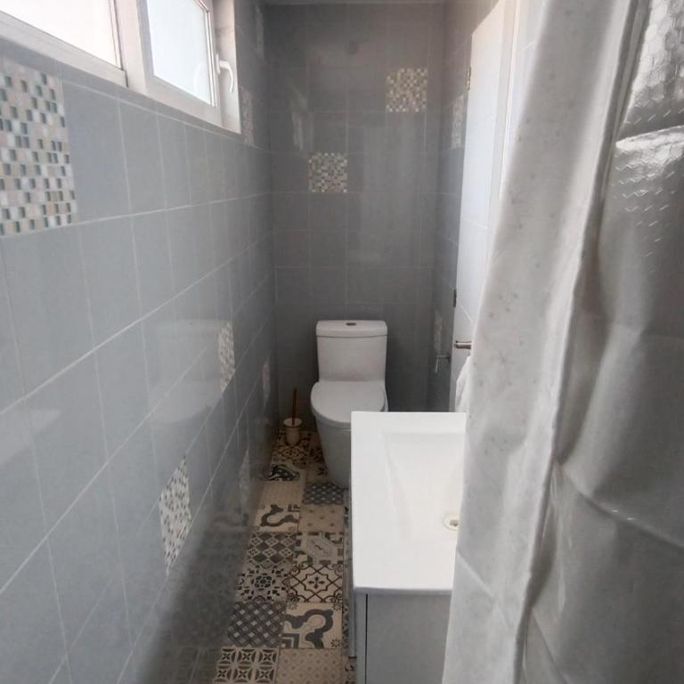 Hostal Florida Valpo - Habitación Doble con baño privado - 2