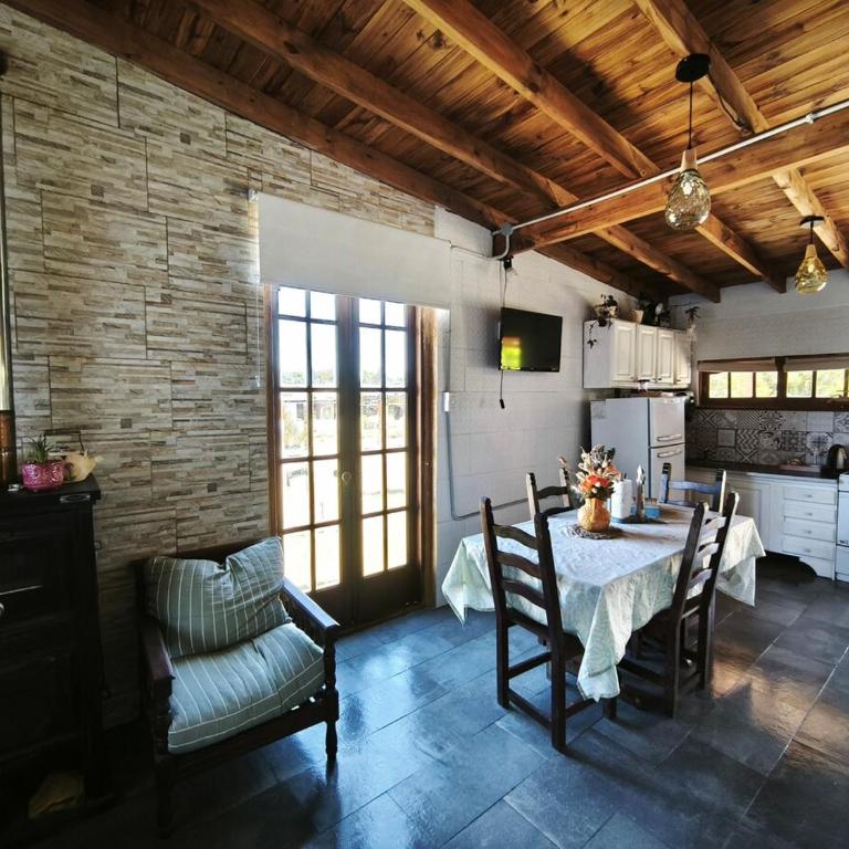 Serendipia, casa de campo en el Balneario Los Angeles - Two-Bedroom House - 20