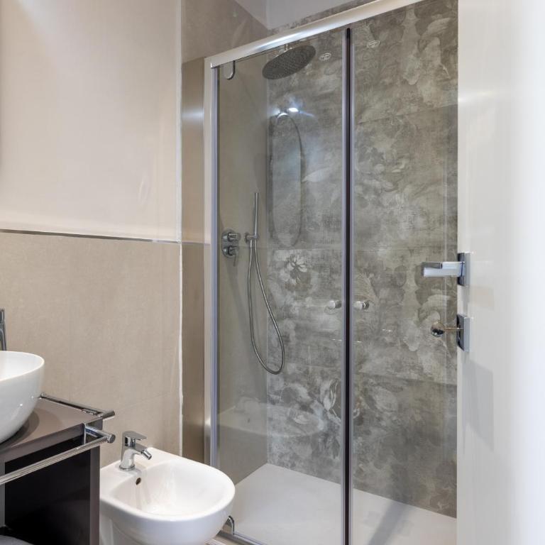 Belli San Giovanni Guest House - Camera Matrimoniale con Bagno Privato - 6