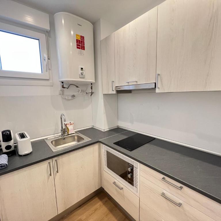 BIZI BILBAO apartamentos - One-Bedroom Apartment - 3