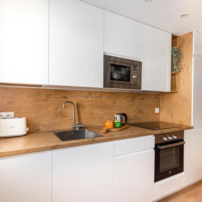 Chueca II calle Barco 2BR 2BH - Two-Bedroom Apartment - 35