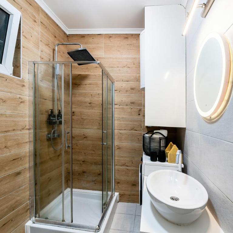 Grand Gallery Old Town NEW - Three-Bedroom Premium Apartment with Balcony - 33