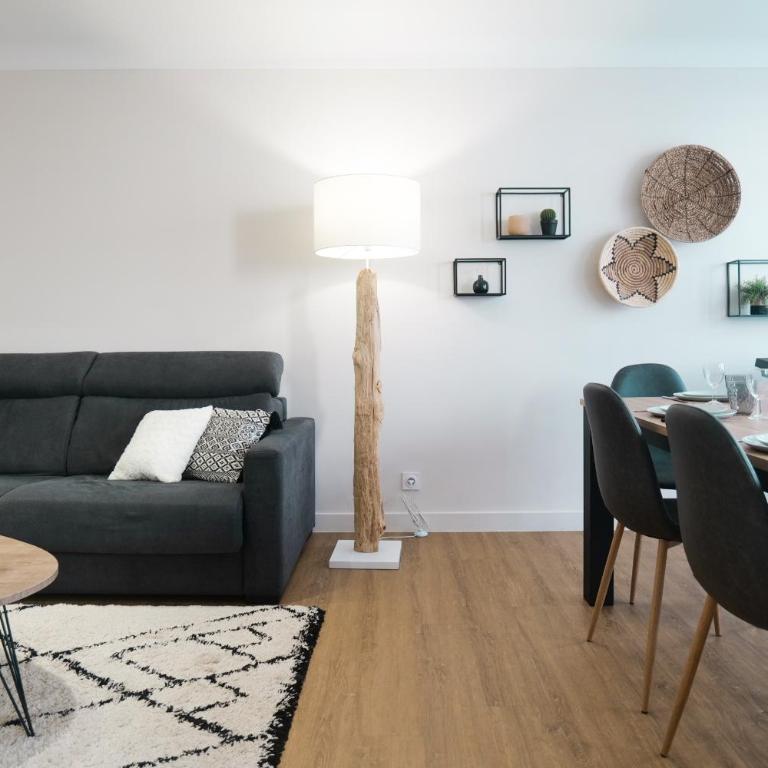 Appartement rénové idéalement situe dans le centre piéton des Sables d'Olonne - Appartement 2 Chambres - 10
