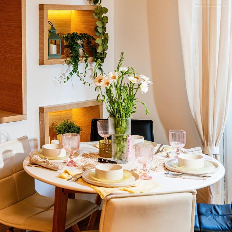 Grand Gallery Old Town NEW - Three-Bedroom Premium Apartment with Balcony - 28