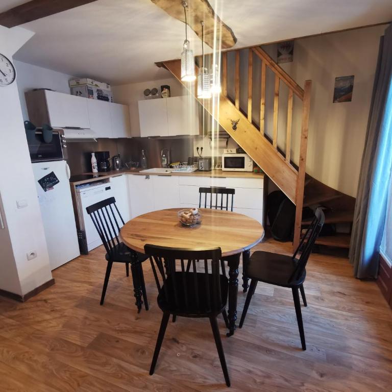 Appartement refait à neuf pour 8 personnes à Albiez-Montrond - Appartement - 7