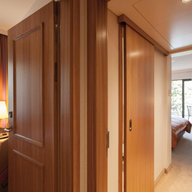 Boutique-Hotel REMORINO, a Lago Maggiore GARDEN RESORT - Camera Familiare con Vista Giardino - 2