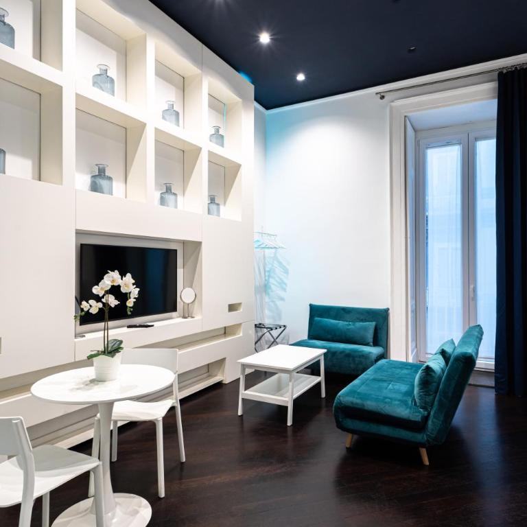 Skyhouse Duomo - Deluxe Double Room - 1