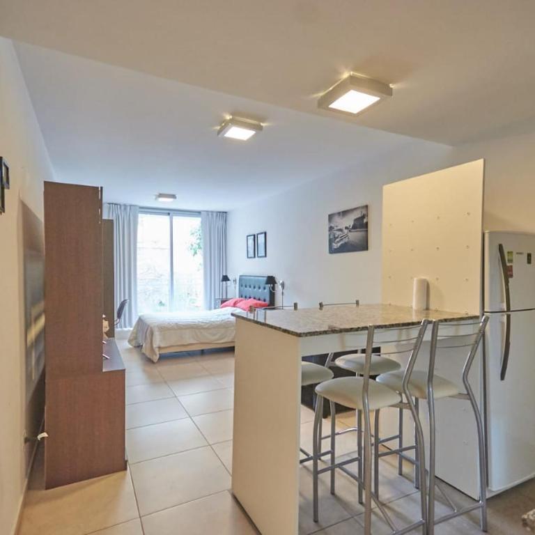 Apart Guemes - One-Bedroom Apartment - 5